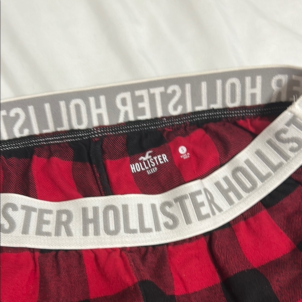 Hollister Red and Black Checkered Lounge Shorts - Picture 2 of 2